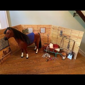 AMERICAN GIRL DOLL STABLE SET🐎